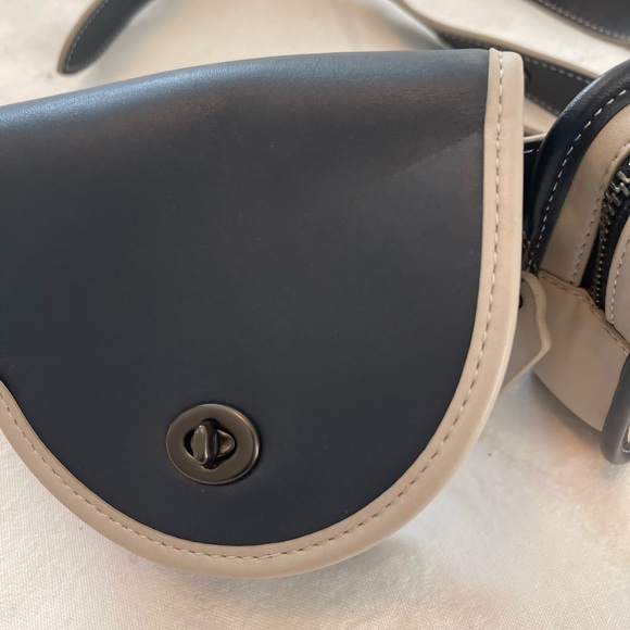 Coach Stylish Navy  and Cream Belt Bag Set - Picture 6 of 15